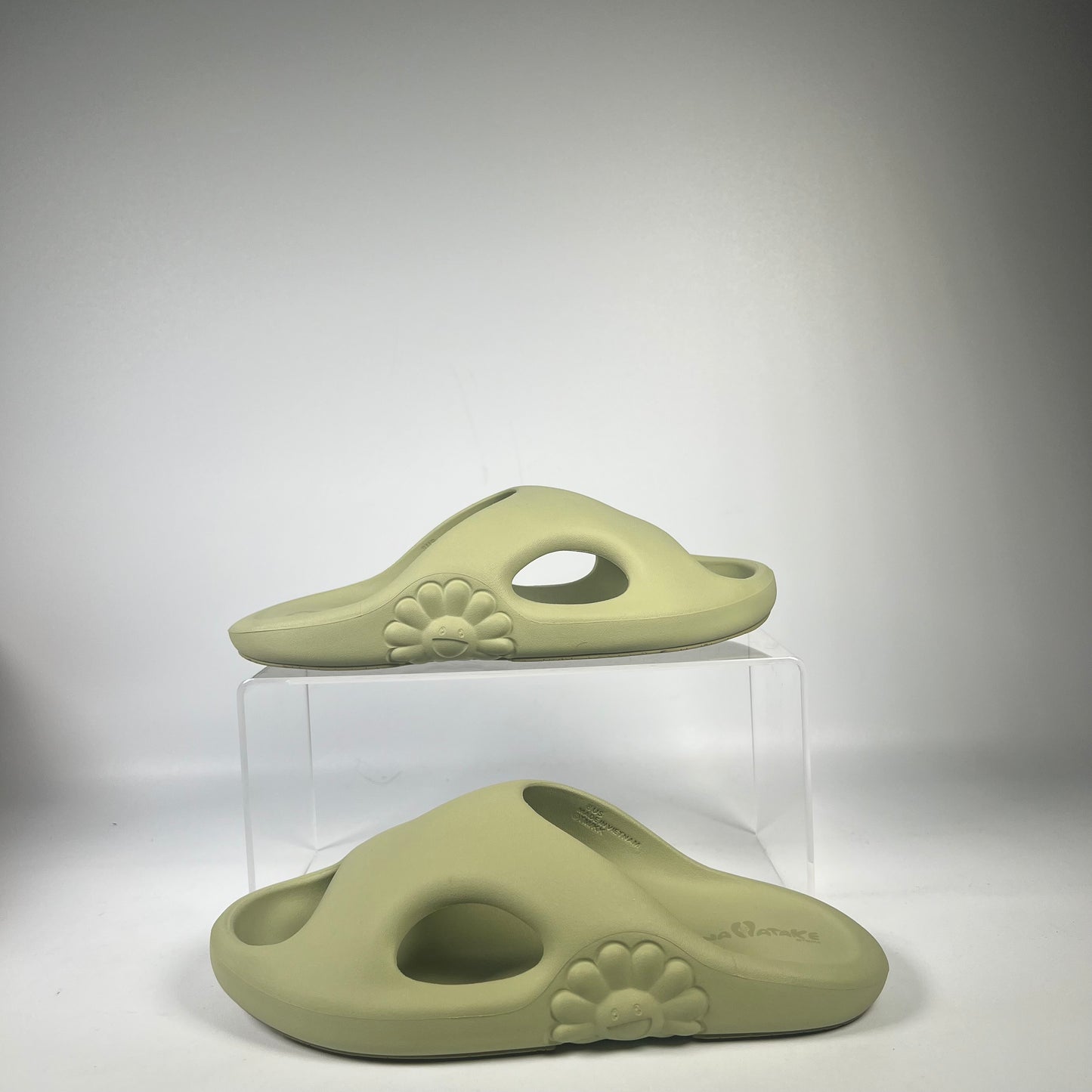 Surippa Ohana Aqua Foam Murakami Sencha Slides (2025) Size 8 USED s20558