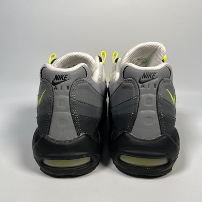 Nike Air Max 95 OG Neon (2020) Size 9 USED s17689