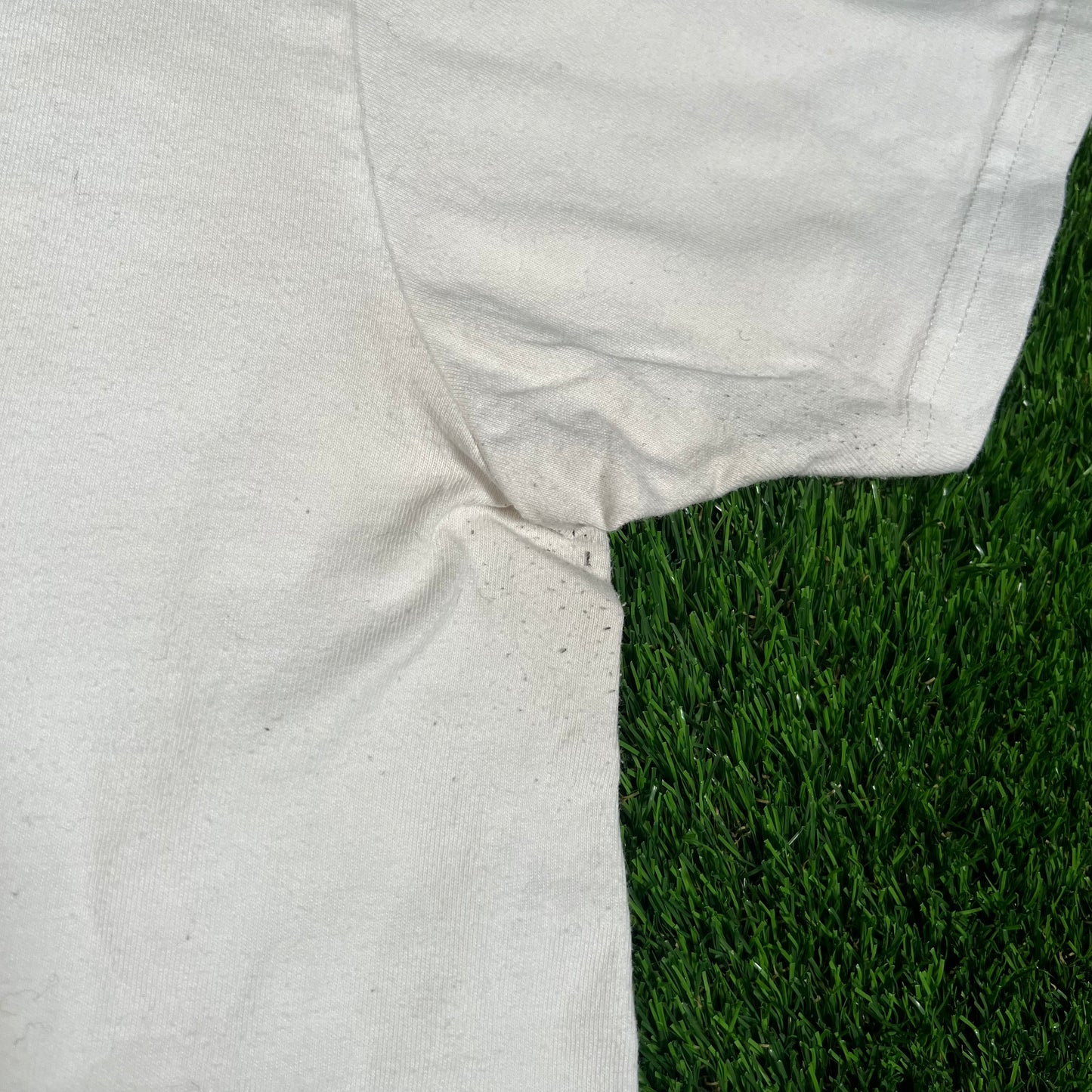 Supreme Belly White Tee Size Large USED x15660