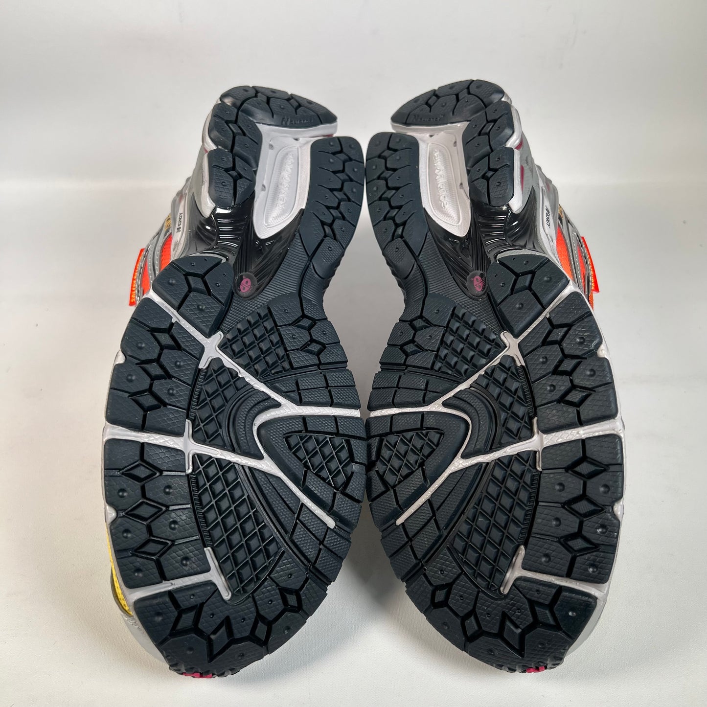 New Balance 1906R Salehe Bembury Heat Be Hot Lava (2024) Size 8.5 NEW s22249