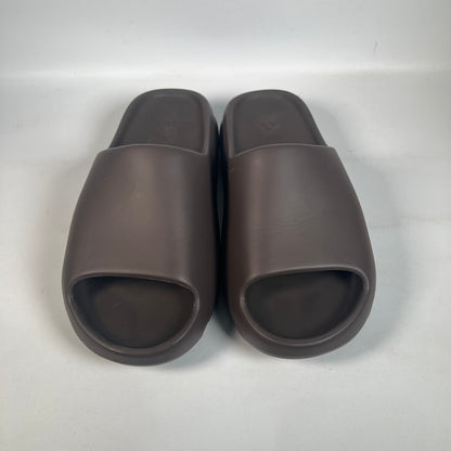Yeezy Slide Soot (2020) Size Size 11 USED s22253