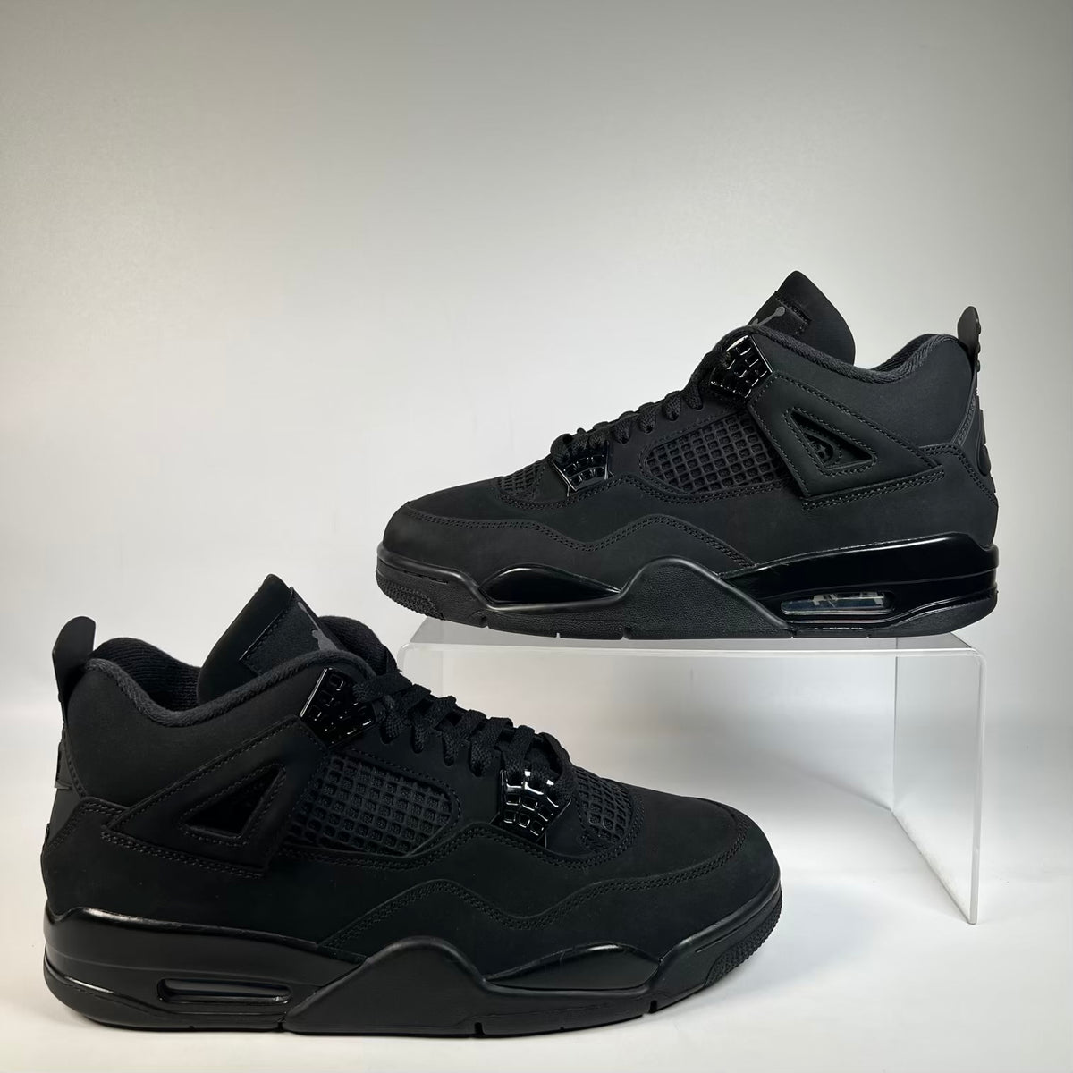 Jordan 4 Black Cat (2025) Size 10 USED s23571