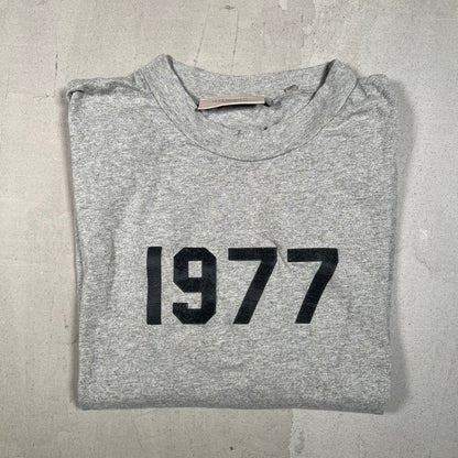 Essentials Fear Of God Grey 1977 Tee Size Medium USED x17413