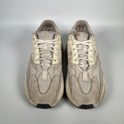 Yeezy 700 Analog (2019) Size 5.5 USED s17807