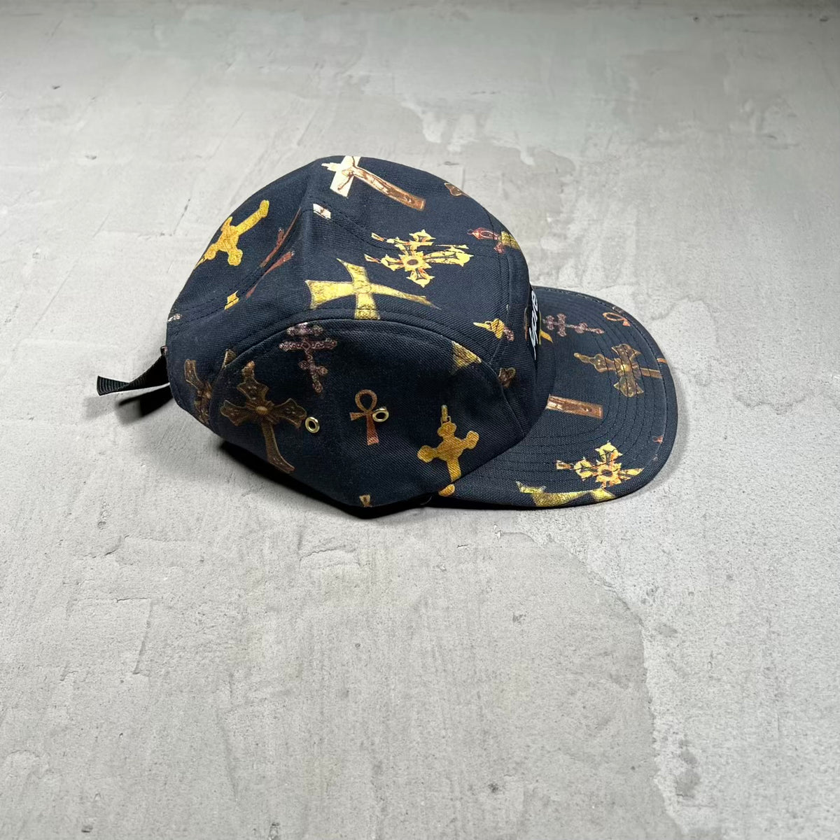 Supreme Crosses Camp Cap (2013) USED x18418