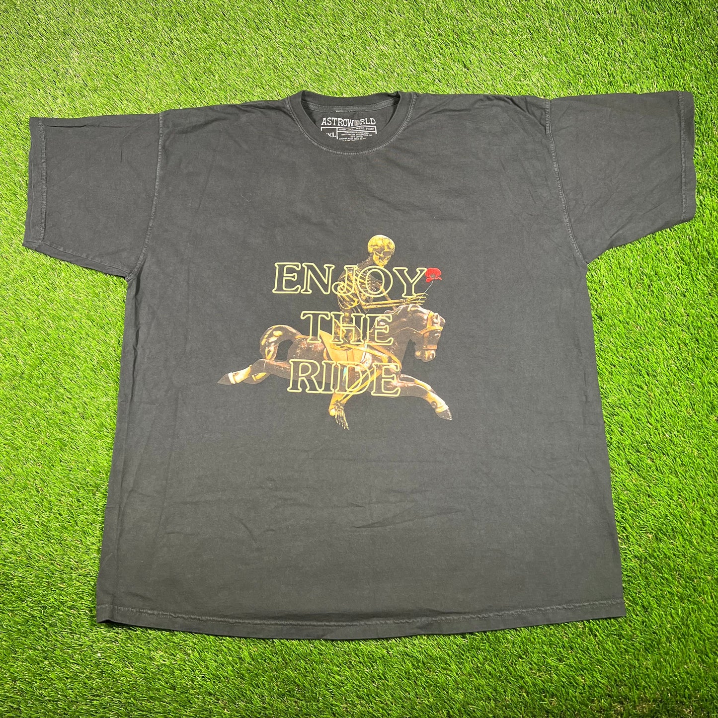 Travis Scott Black Astroworld "Enjoy the Ride" Tee Size XXL USED x15420