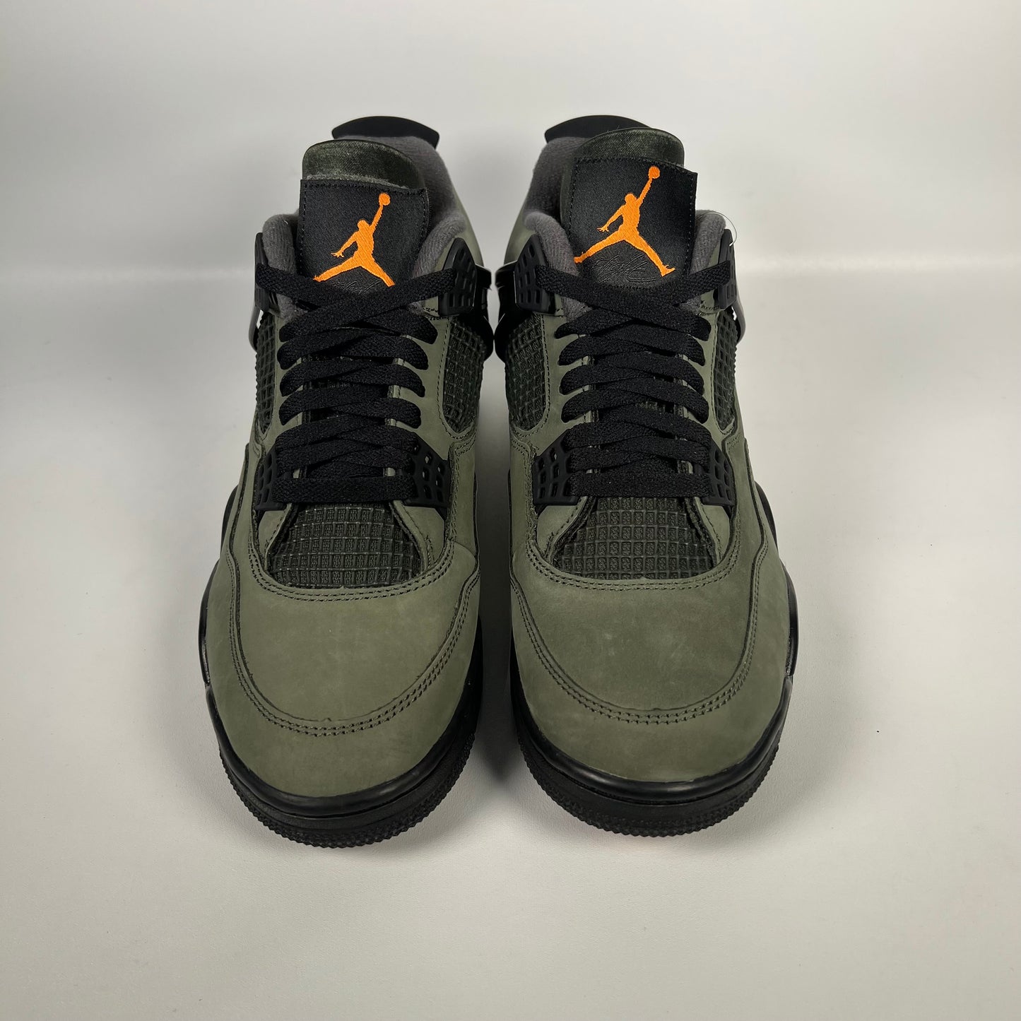 Jordan 4 Undefeated (2025) Size 8.5 NEW s18108