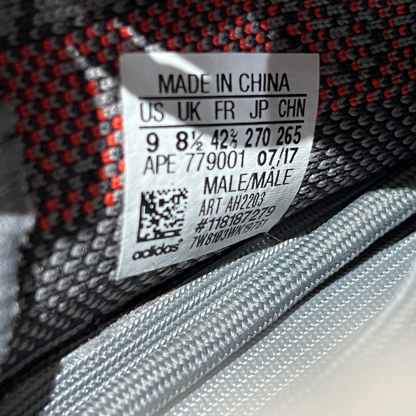 Yeezy 350 Beluga 2.0 (2017) Size 9 USED s18722