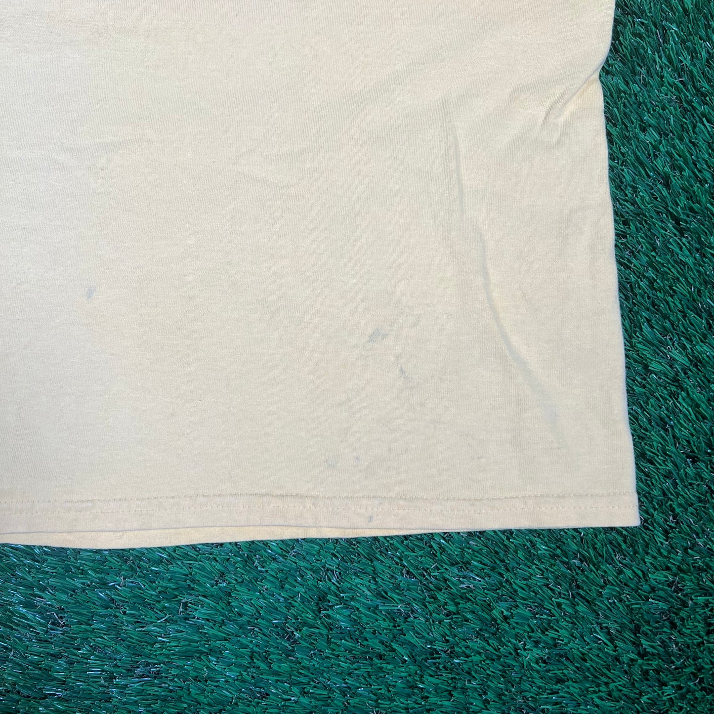 2002 New York City Marathon Yellow Tee Size XL USED v16551