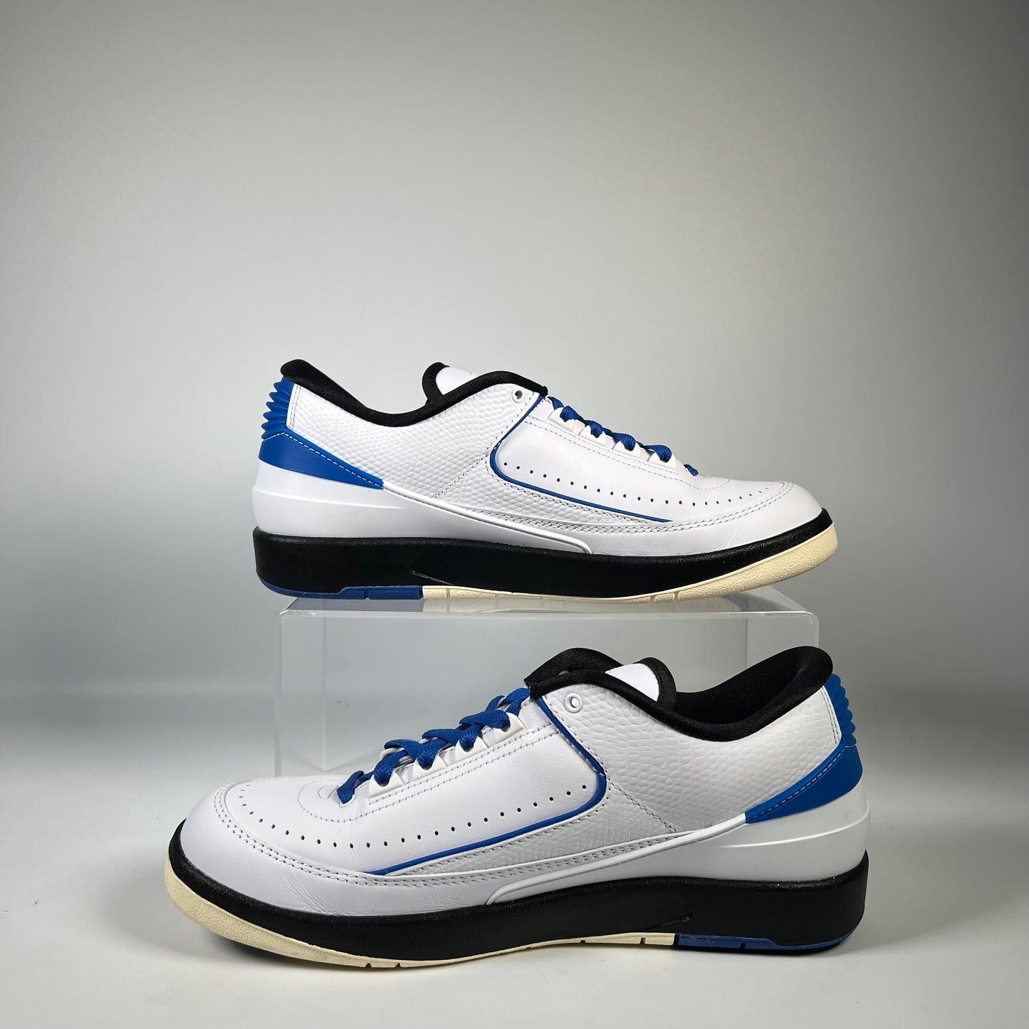 Jordan 2 Low Varsity Royal (2023) Size 9.5M/11W USED S19782