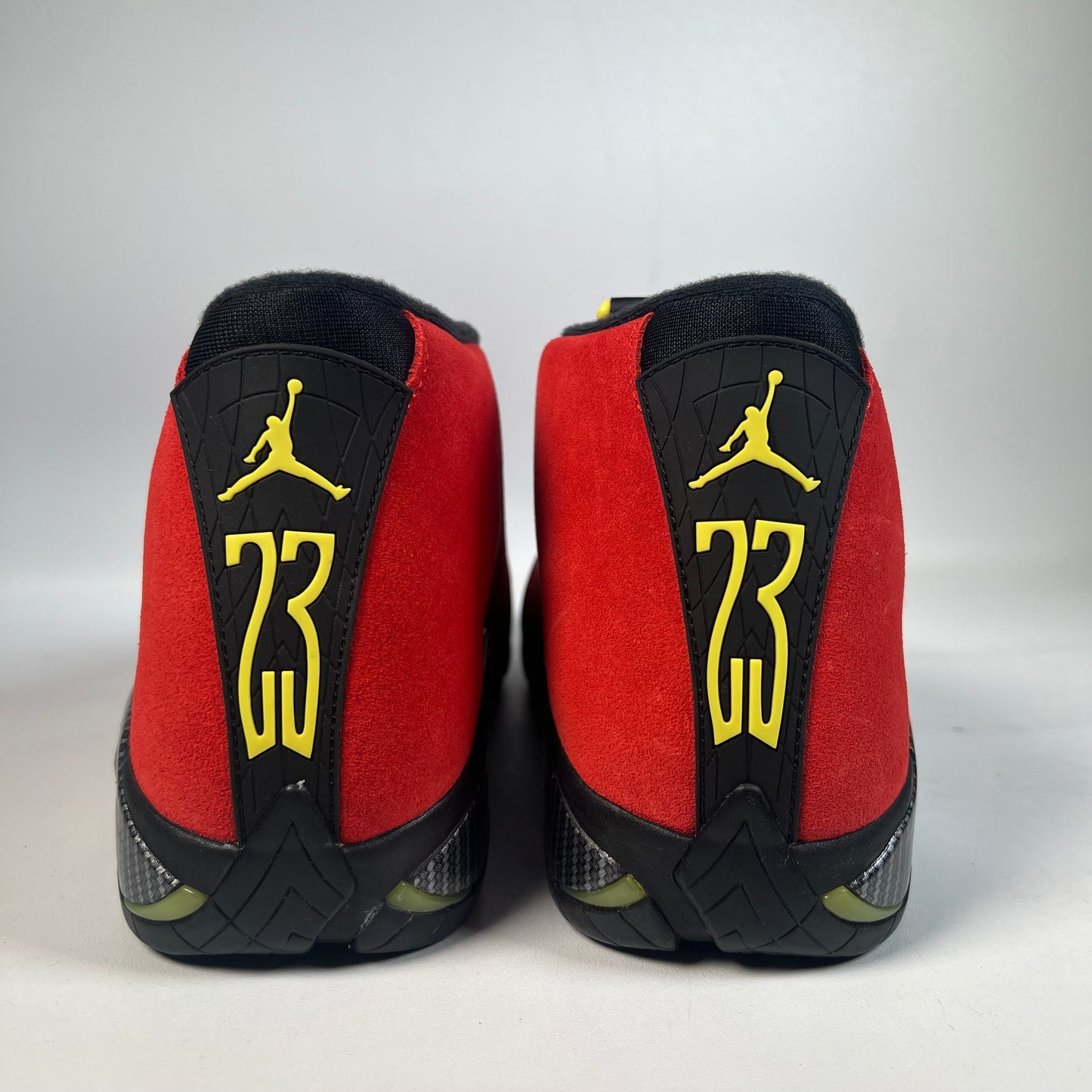 Jordan 14 Ferrari (2025) Size 8.5 NEW s22398