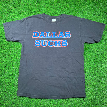 Y2K Family Guy "Dallas Sucks" Black Tee Size Large USED v18562