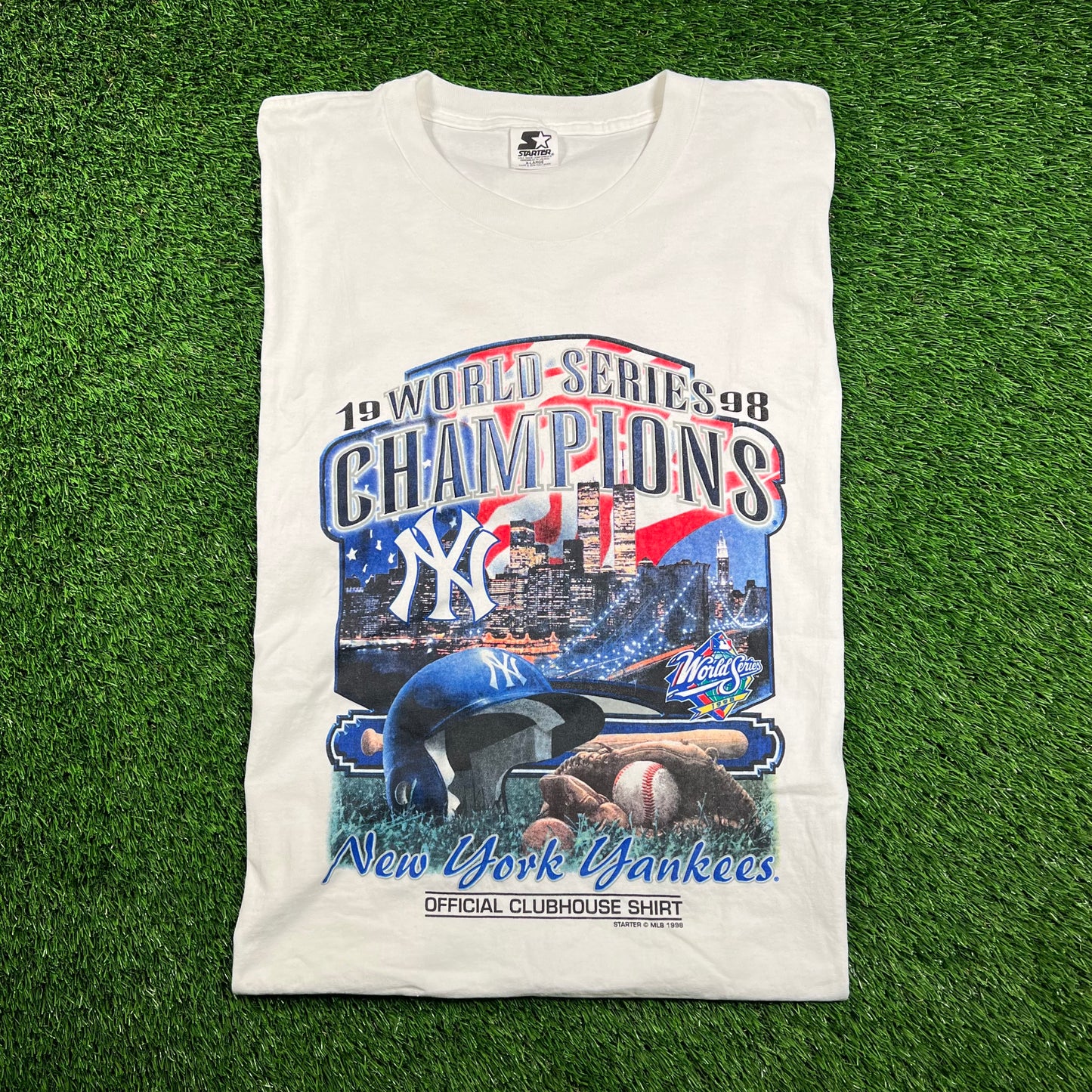1998 Yankees World Series Twin Towers White Tee Size XL USED v18523