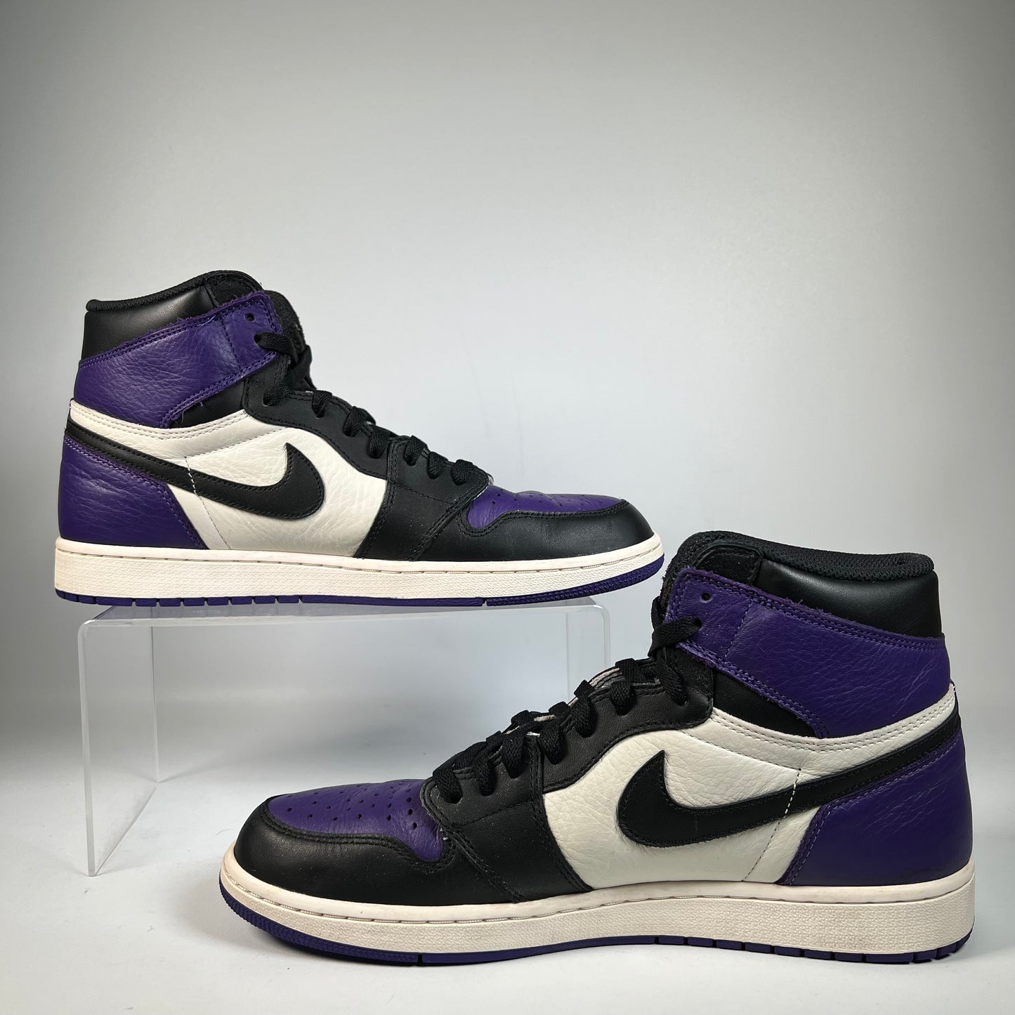 Jordan 1 Court Purple (2018) Size 13 USED S21517