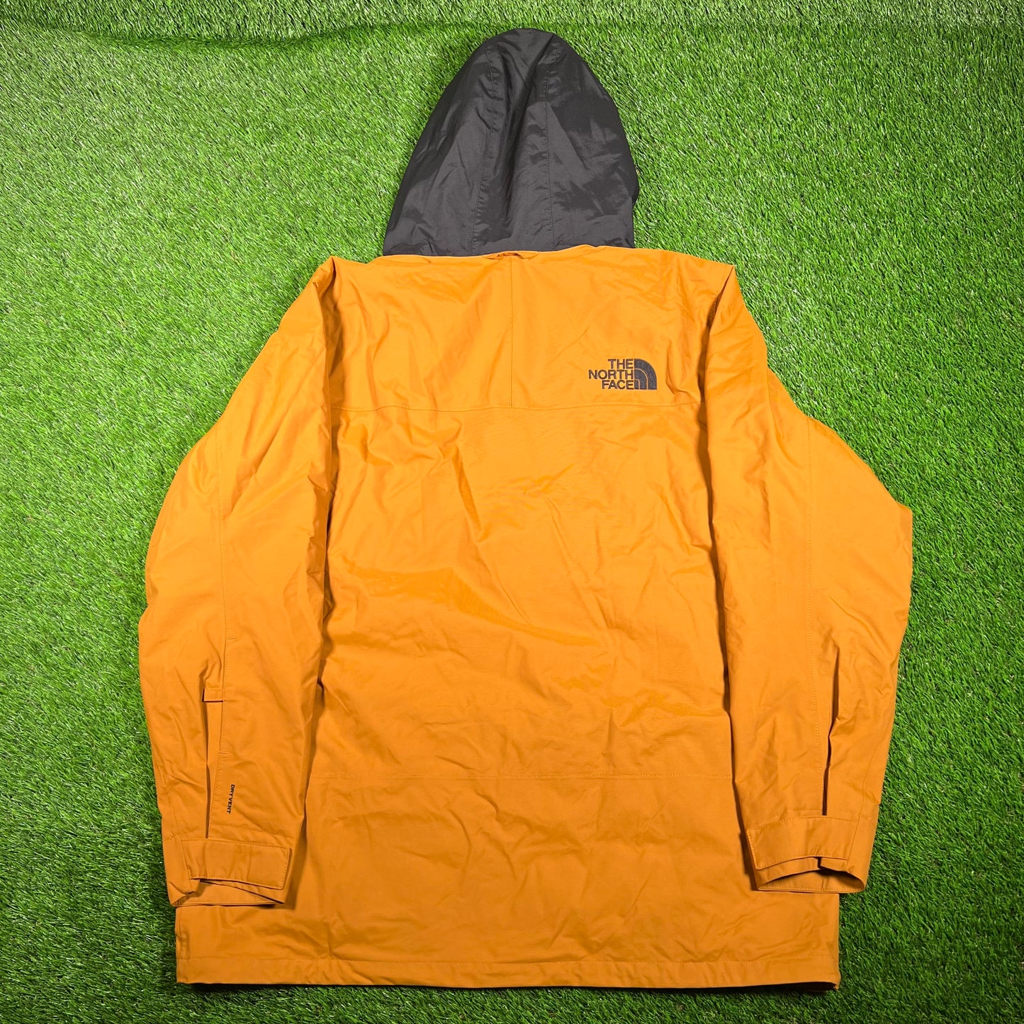 The North Face DryVent Anorak Chili Brown Jacket Size XL USED v18006