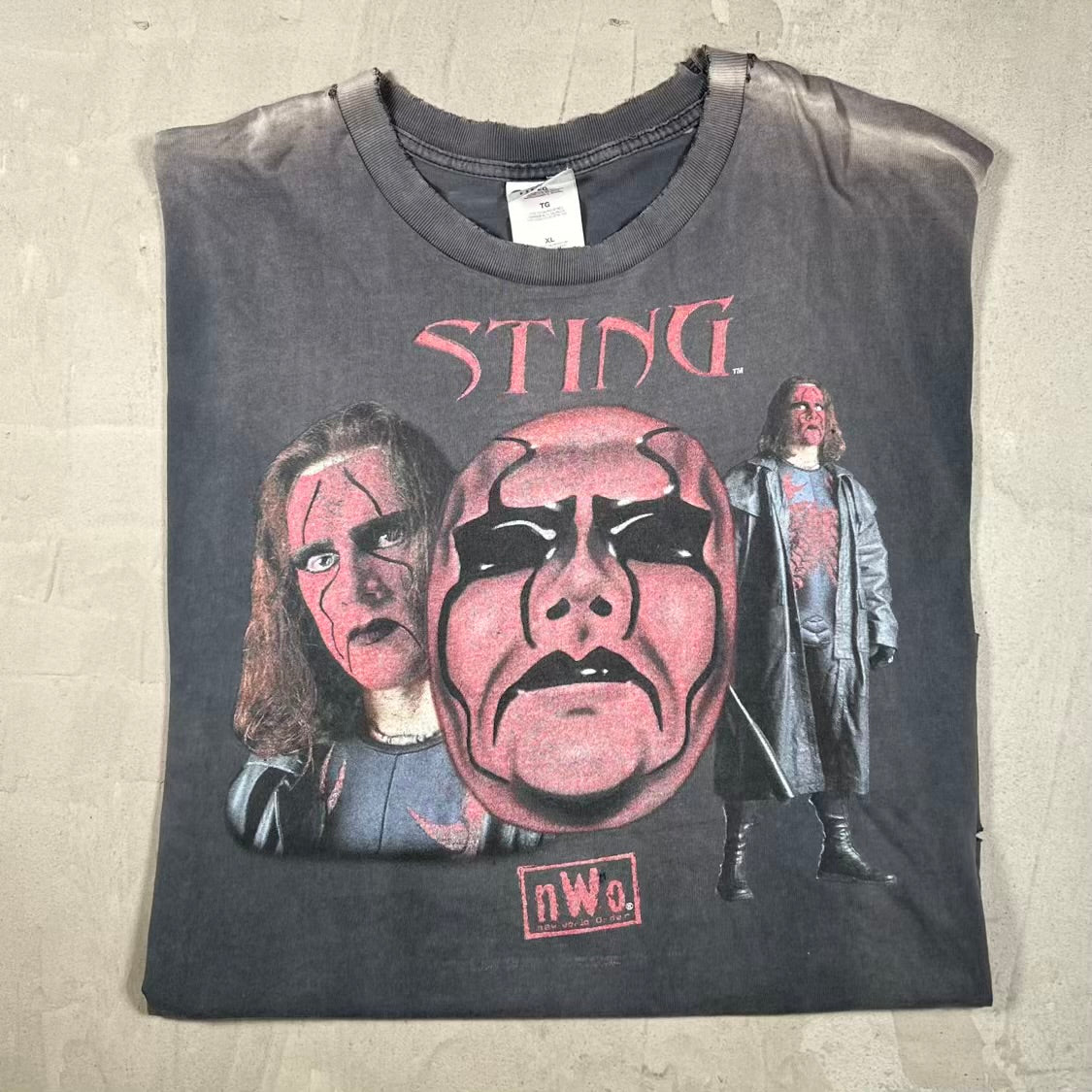 Y2K WCW Sting Thrashed Black Tee Size Large USED v20309