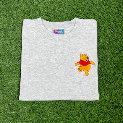 1990s Winnie The Pooh Stitched Grey Tee Size Medium USED v16582