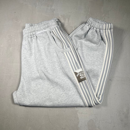 GV Gallery Raspberry Hills Grey Striped Sweatpants Size XL USED x17347