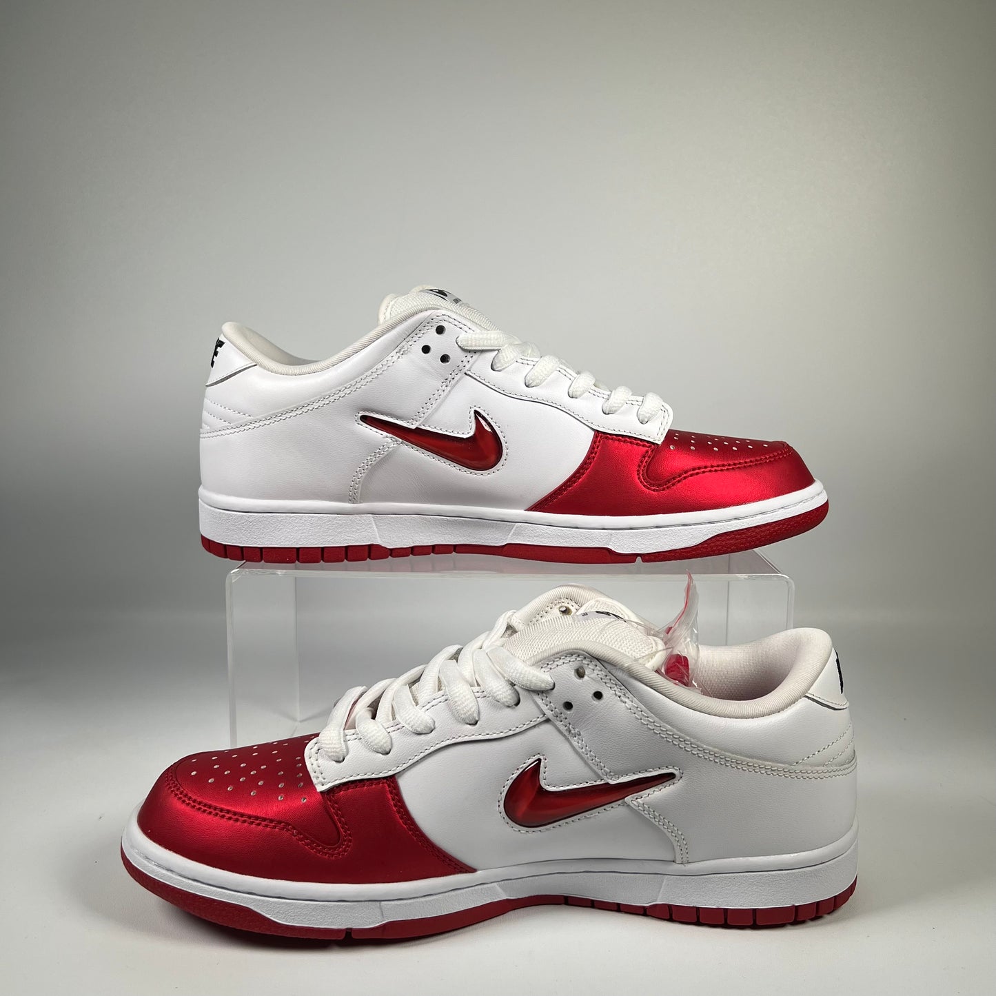 Nike SB Dunk Low Supreme Varsity Red (2019) Size 10.5 NEW s19006