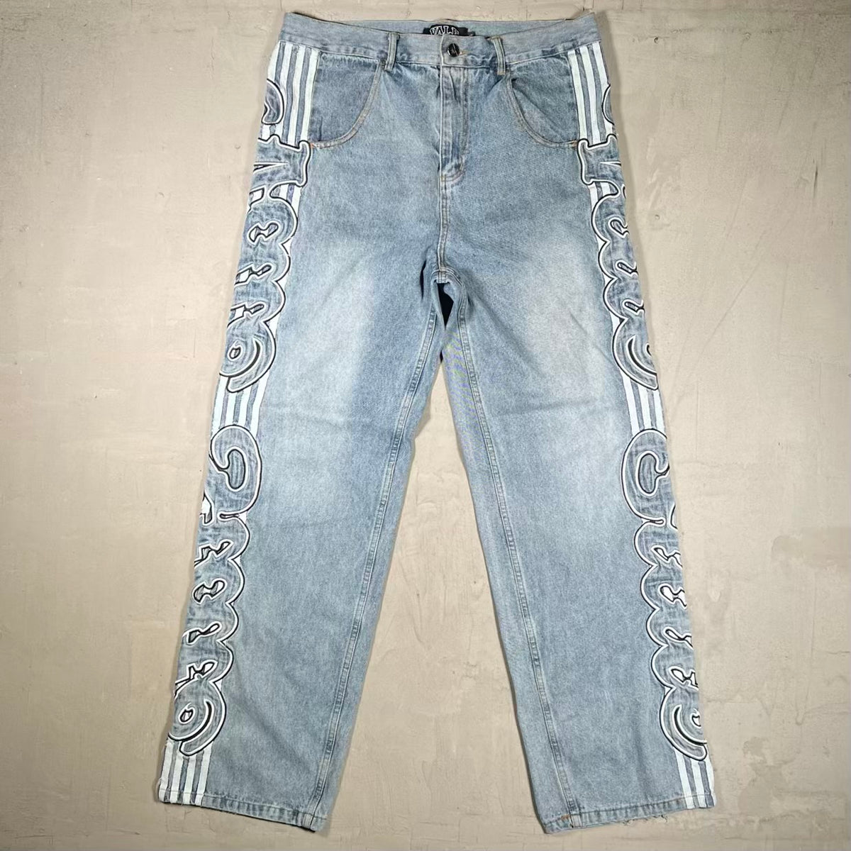Vale Stone Washed Blue Insignia Blue Jeans Size 34 USED x18926
