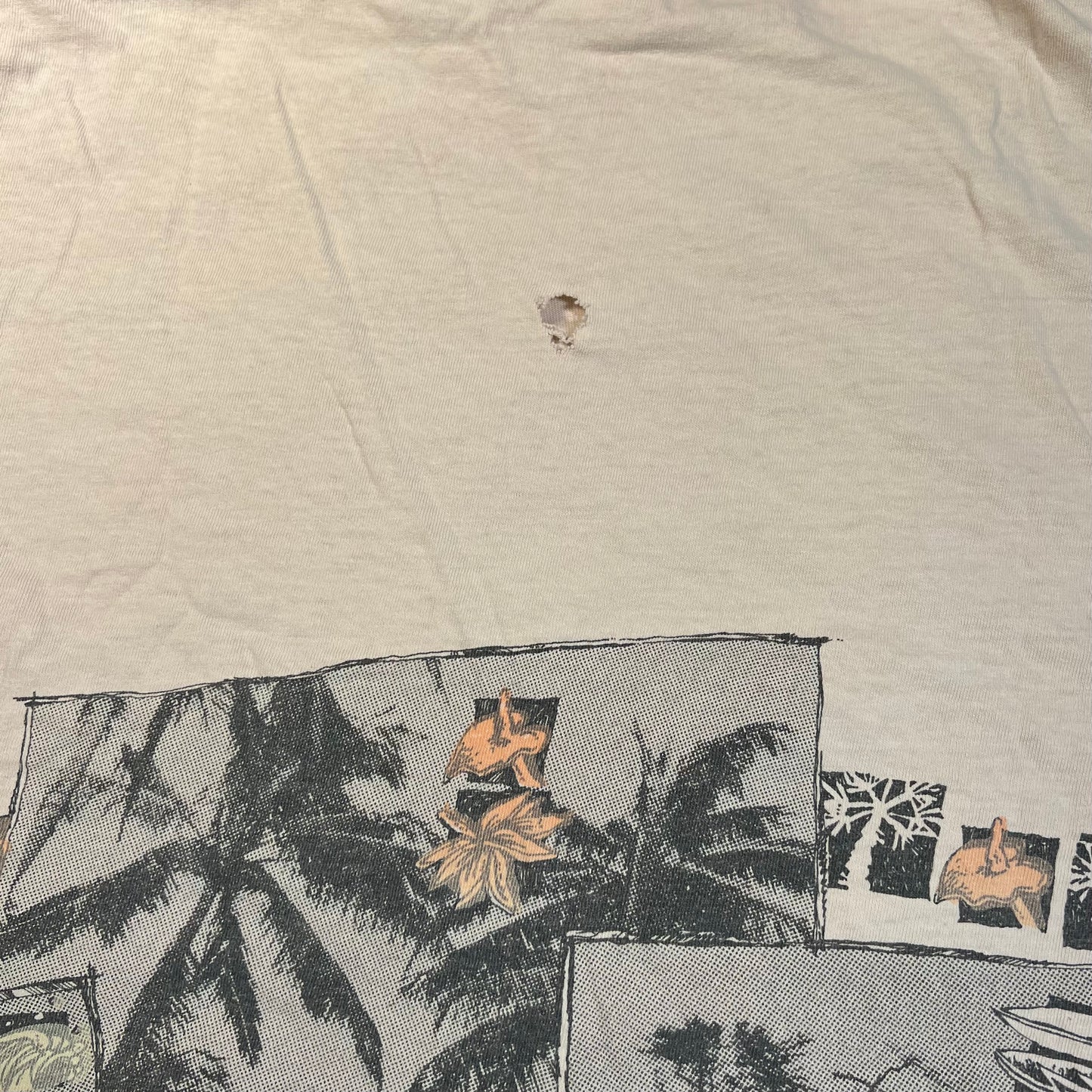 1986 Ocean Pacific Photo Wrap Pinkish Tee Size Large USED v18815