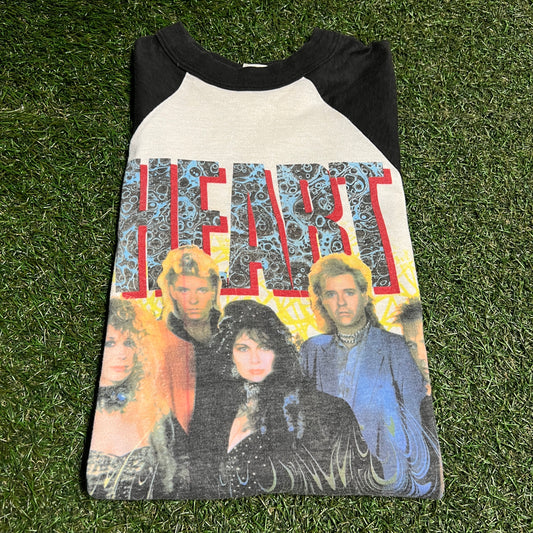 1986 Heart World Tour White/Black Baseball Tee Size Small USED v16398