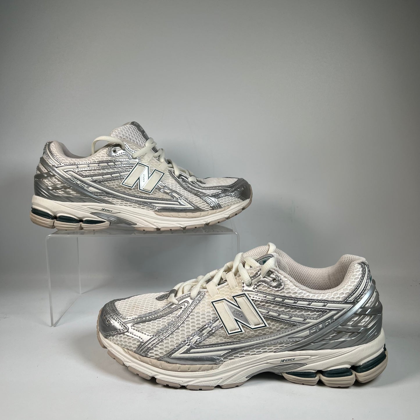 New Balance 1906R Silver Metallic Sea Salt (2023) Size 12 USED s22103