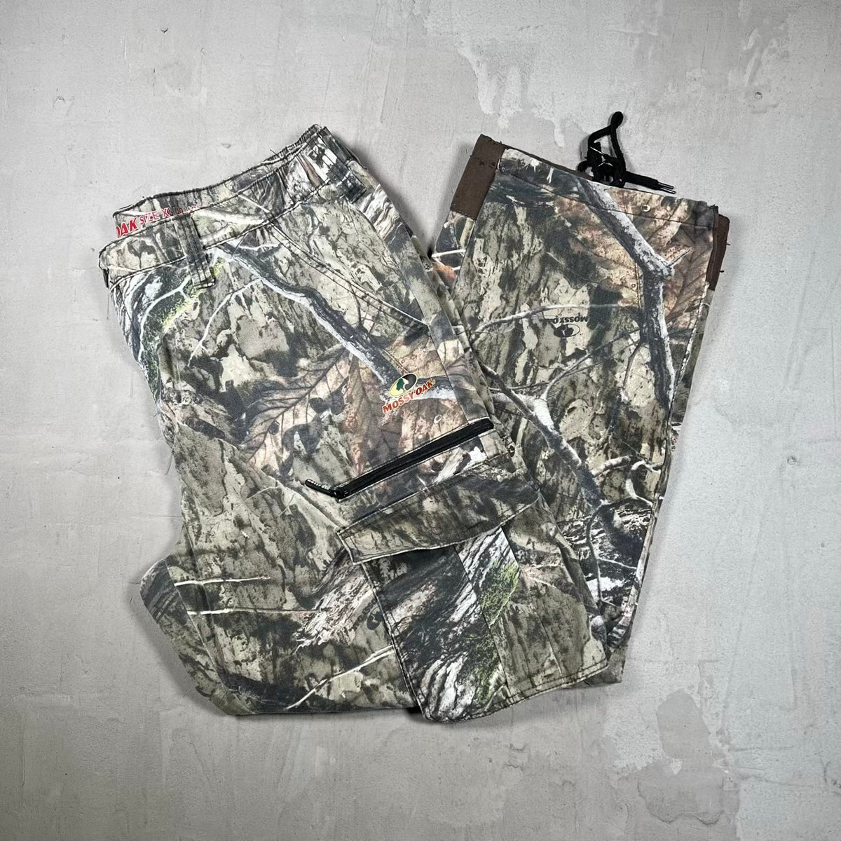 Y2K Mossy Woodland Camo Cargo Pants Size XL USED v20410