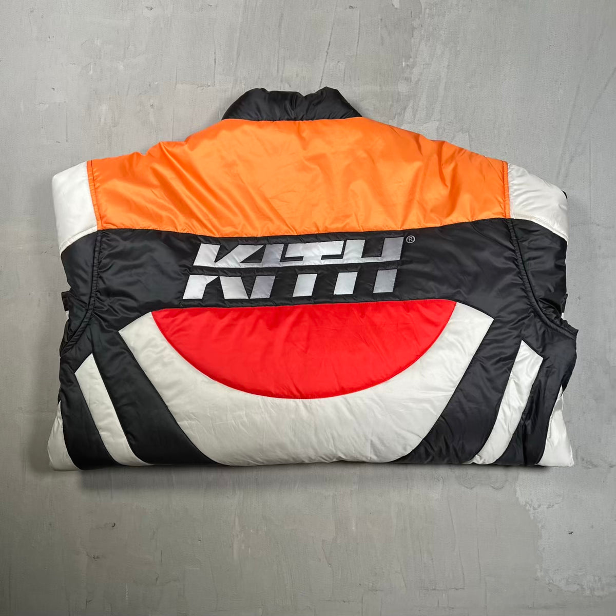 Kith Brixton Puffer White Jacket (2024) Size XL USED x18916