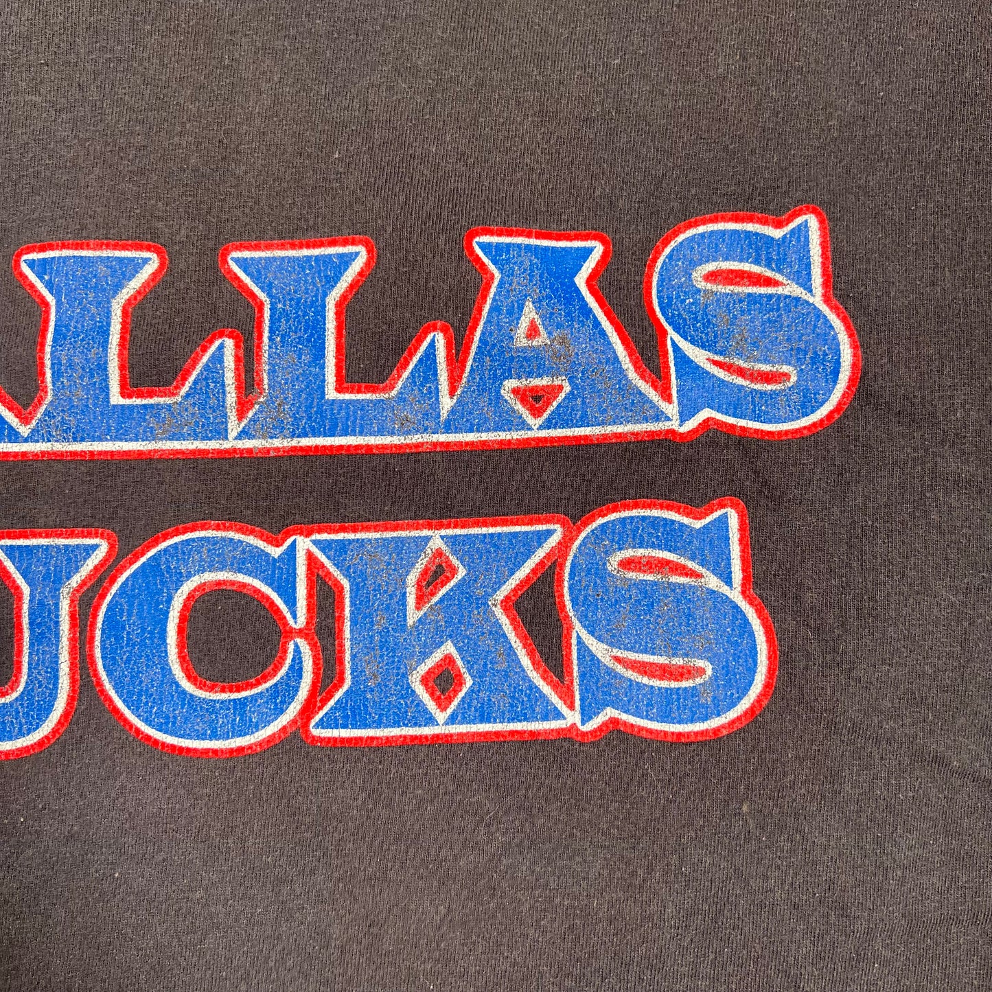 Y2K Family Guy "Dallas Sucks" Black Tee Size Large USED v18562