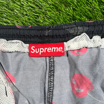 Supreme Nylon Water Short Black Cherry (2019) Size Larege USED x14818