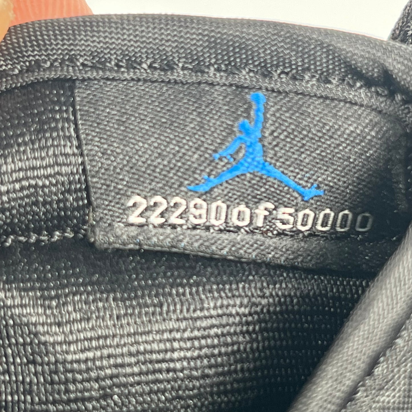 Jordan 1 Royal (2001) Size 11 USED s3074