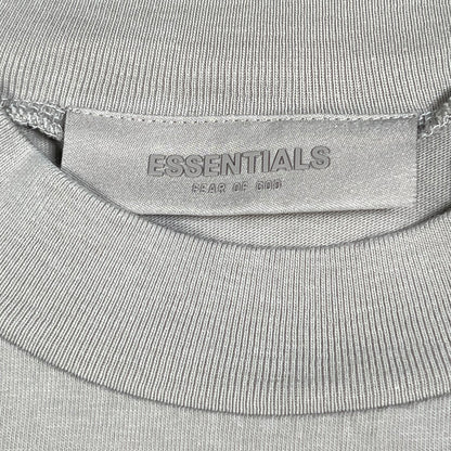 Fear of God FOG Essentials Gre Logo Tee Size Medium USED x14283