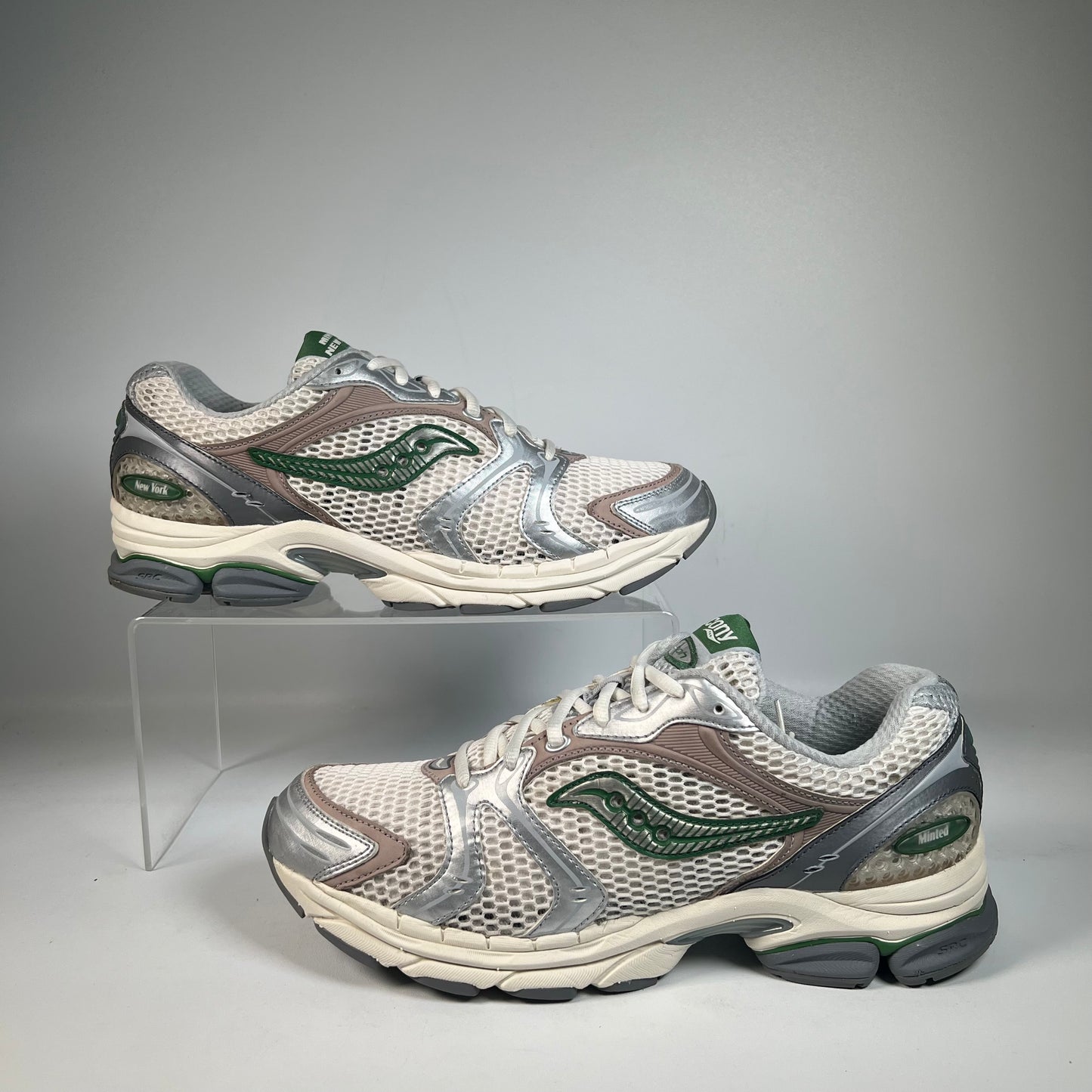 Saucony ProGrid Triumph 4 Minted NY (2024) Size 10.5 USED s22057