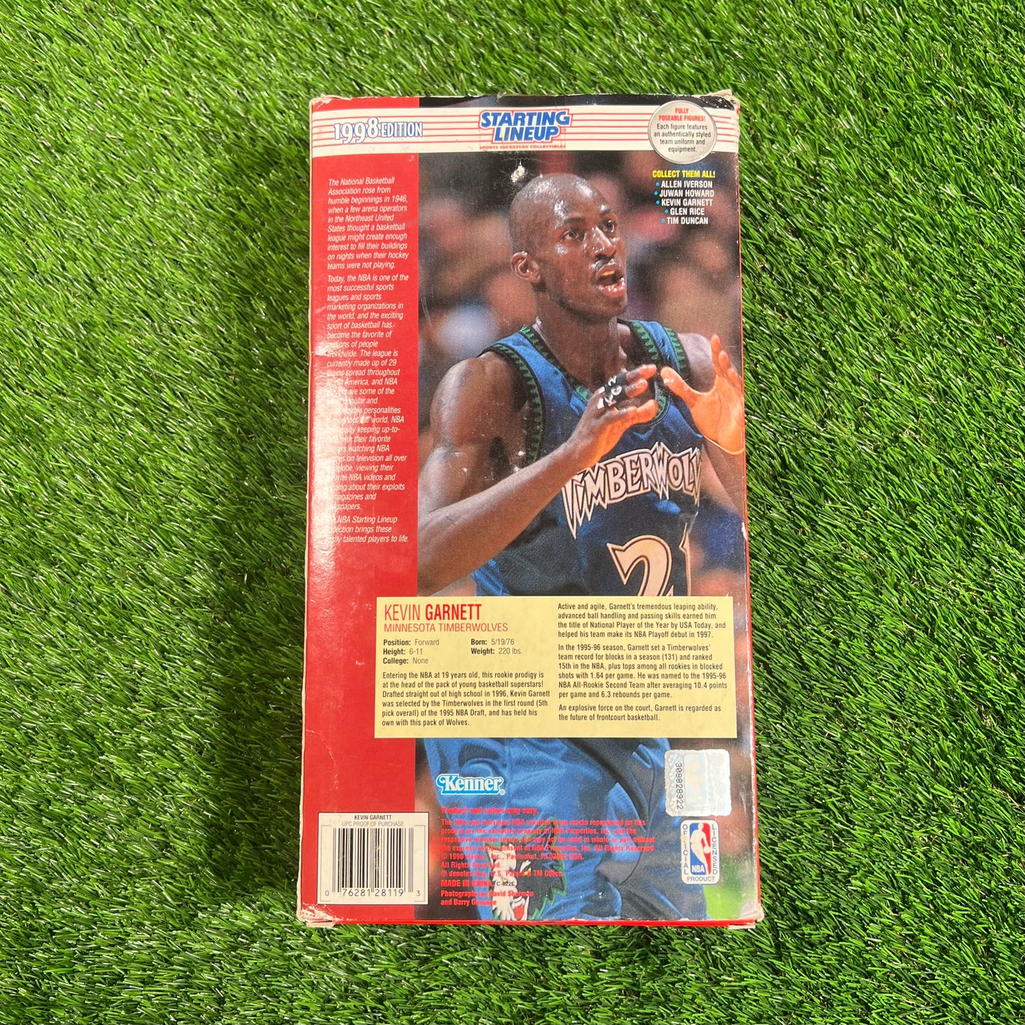 1998 Mattel Minnesota Timberwolves Kevin Garnett Action Figure USED v17902
