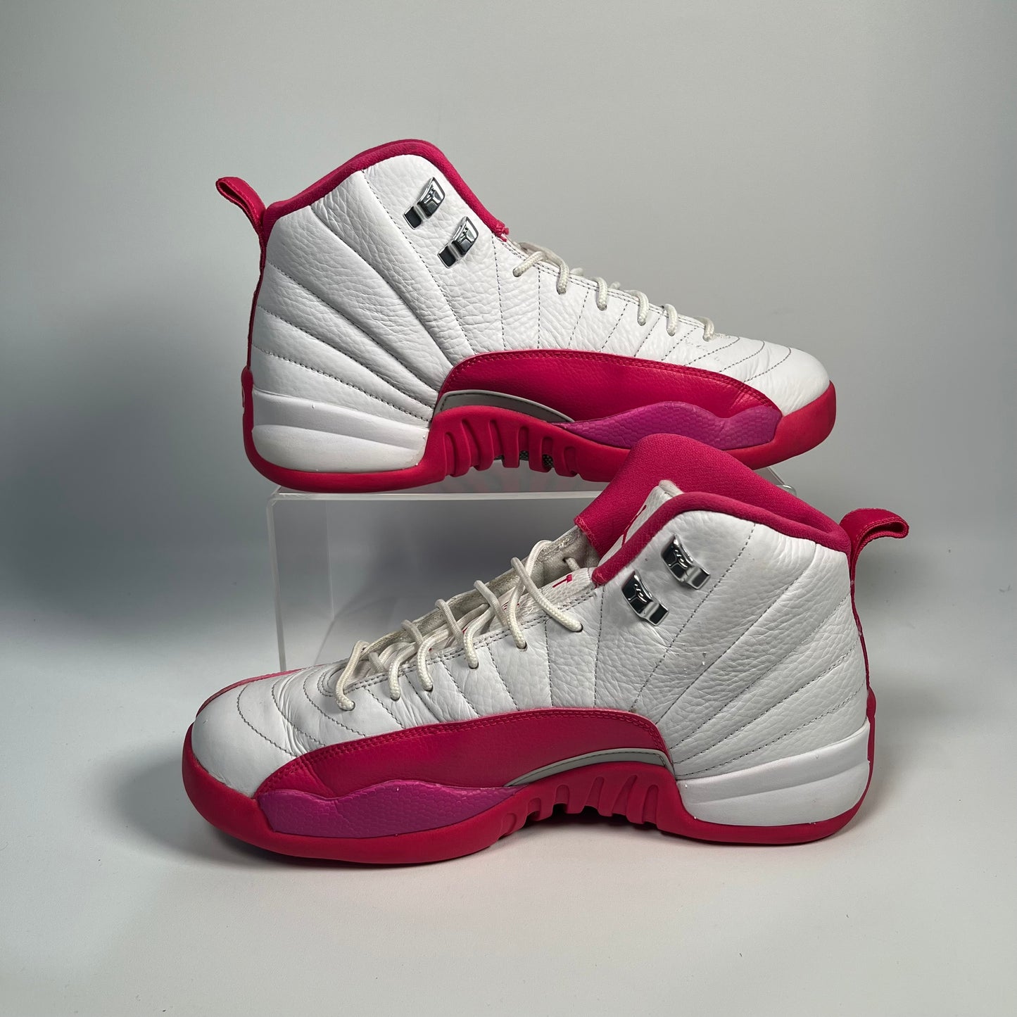 Jordan 12 Dynamic Pink GS (2015) Size 9.5y USED s17548