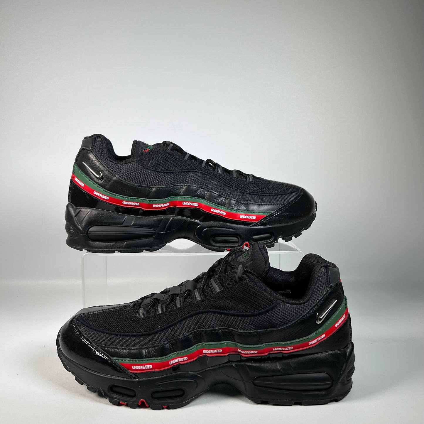 Nike Air Max 95 Undefeated Black (2025) Size 11 USED s22532