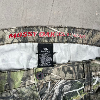Y2K Mossy Woodland Camo Cargo Pants Size XL USED v20410