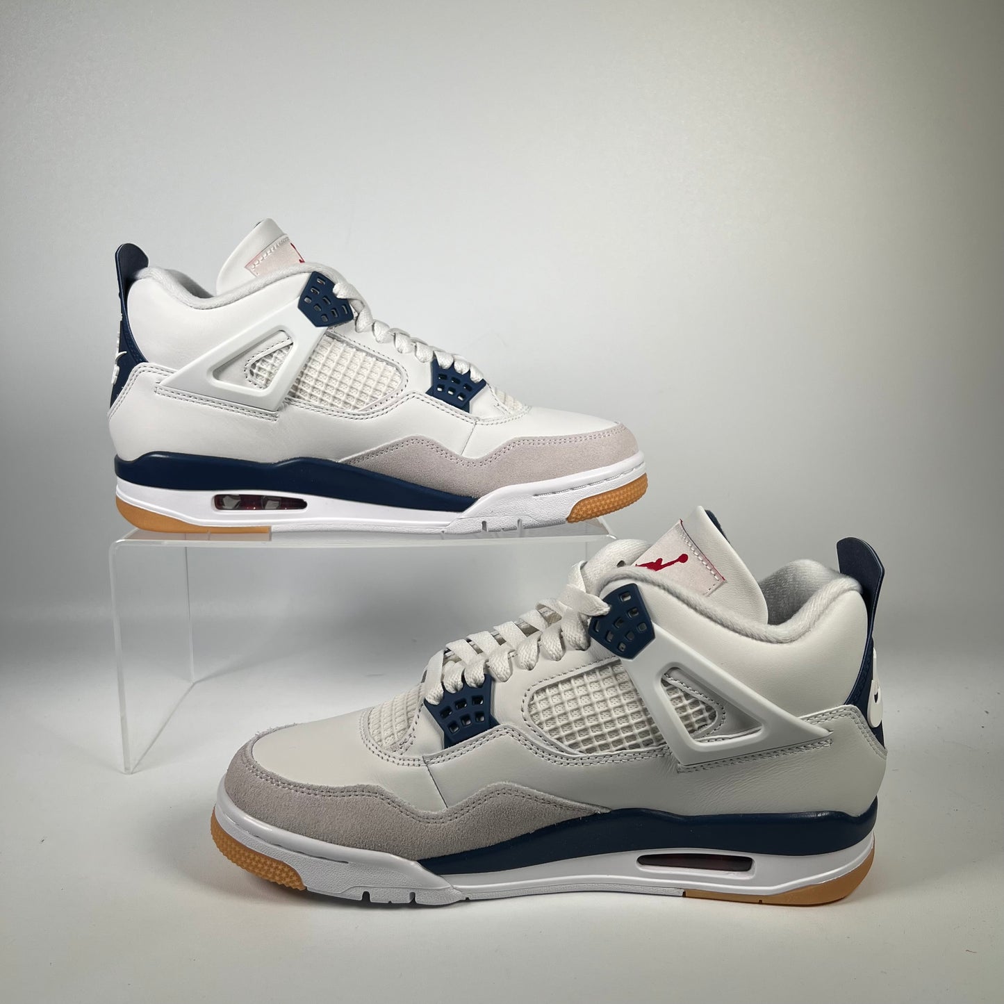 Jordan 4 SB (2025) Size 8 NEW s18715