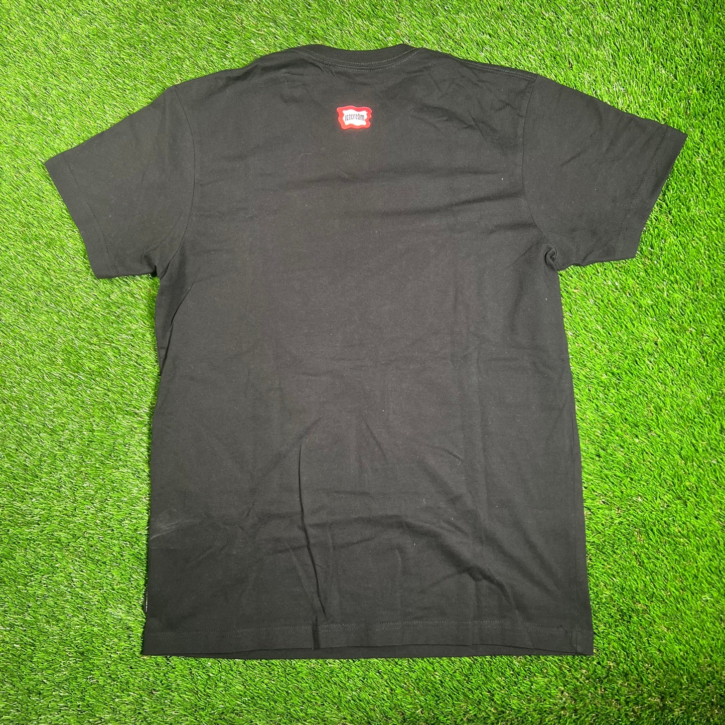 Ice Cream Black Bite Heart Tee Size Large USED x15966