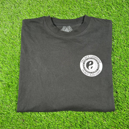 Palace Peace and Love Black Tee Size XL USED x14683
