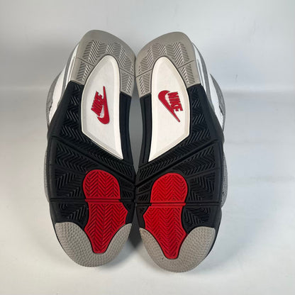 Jordan 4 White Cement (2025) Size 11 USED s23628