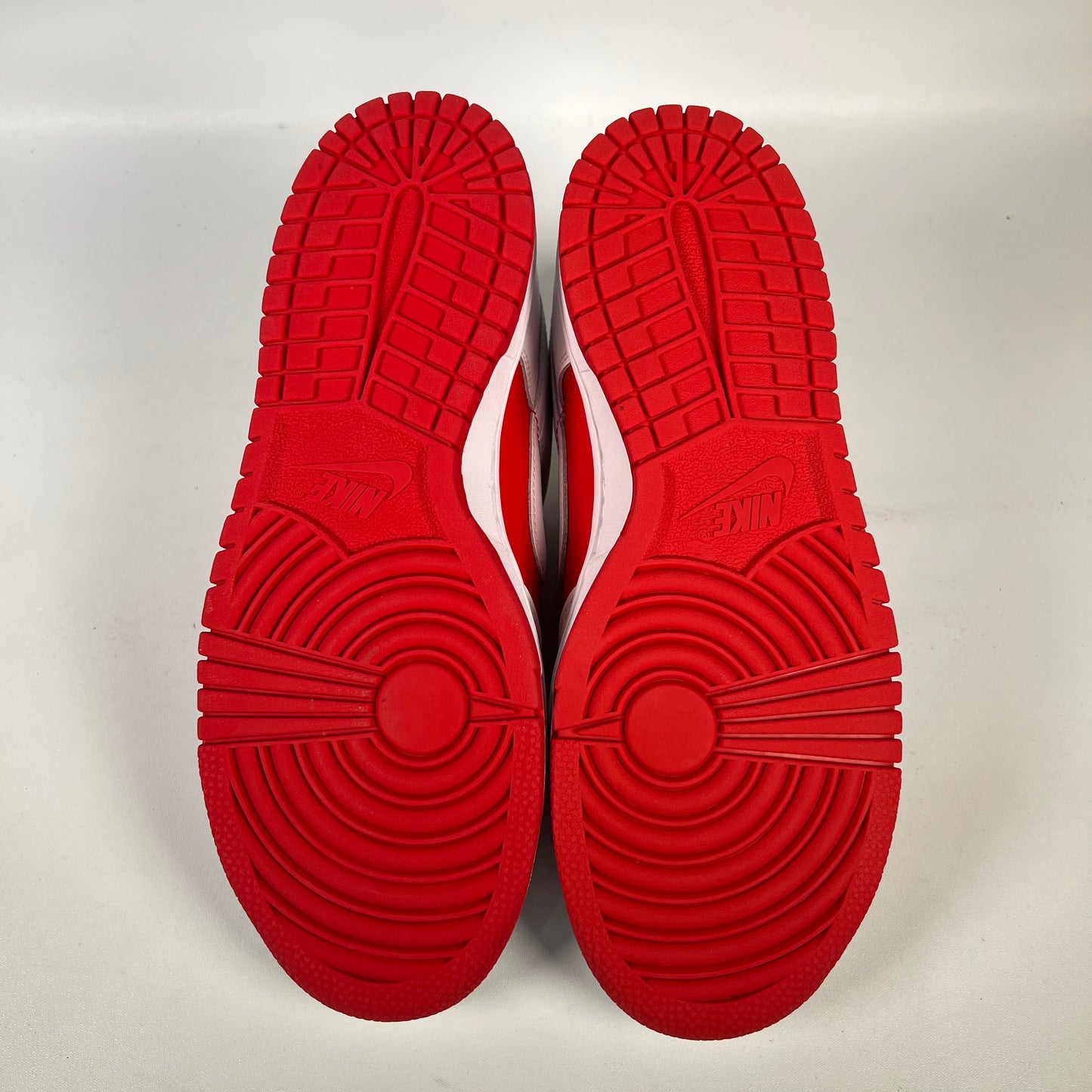 Nike Dunk Low Championship Red 2021 Size 7y NEW s12474