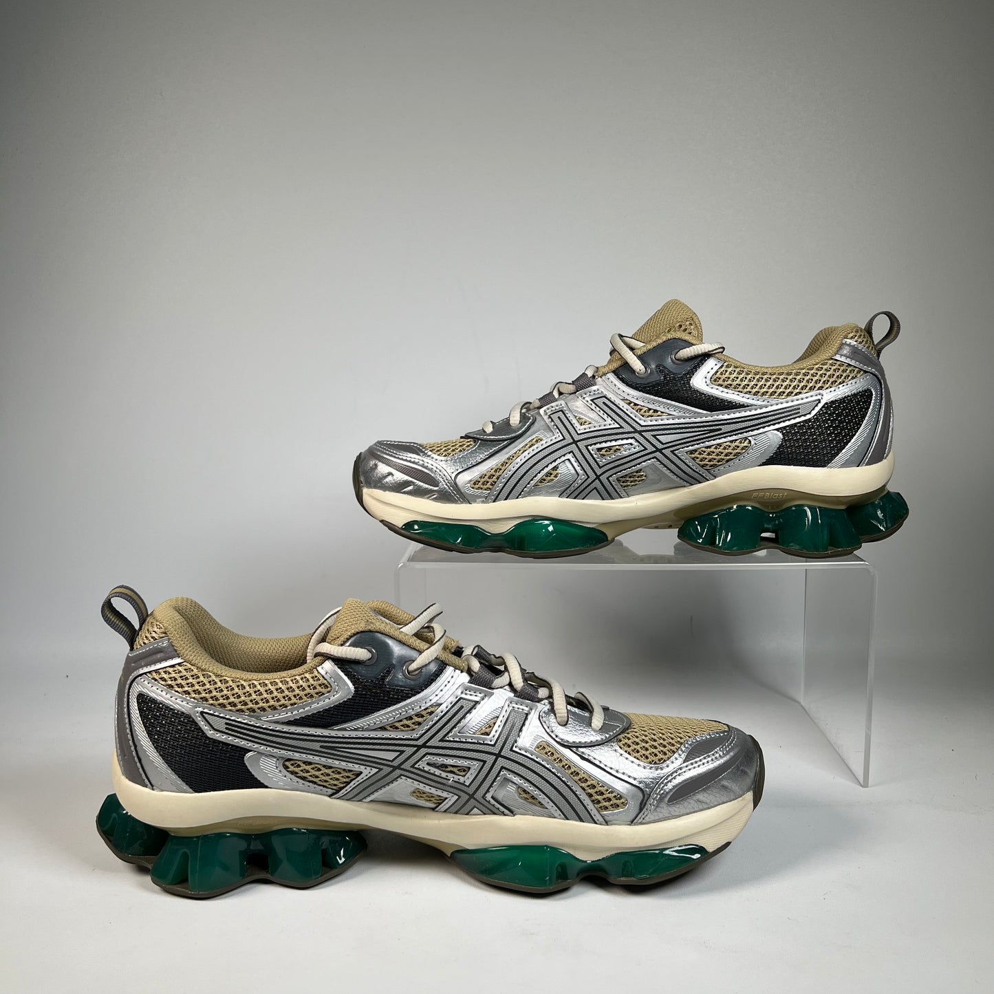 ASICS Gel-Quantum Kinetic (2024) Size 10 USED s22116