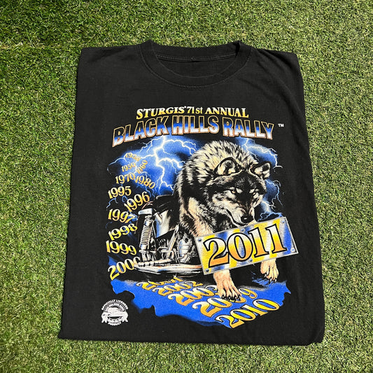 2011 Stirgis Black Hills Rally Wolf Black Tee Size XL USED v16432