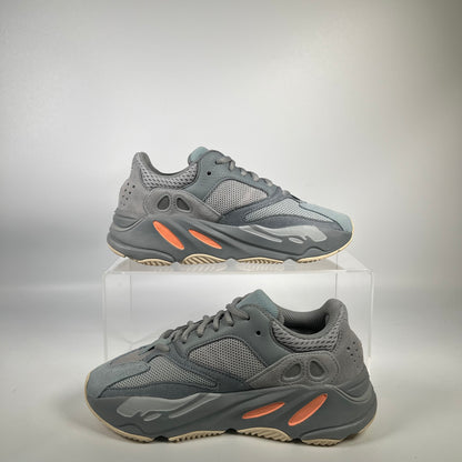 Yeezy 700 Inertia (2019) Size 4 USED s18817