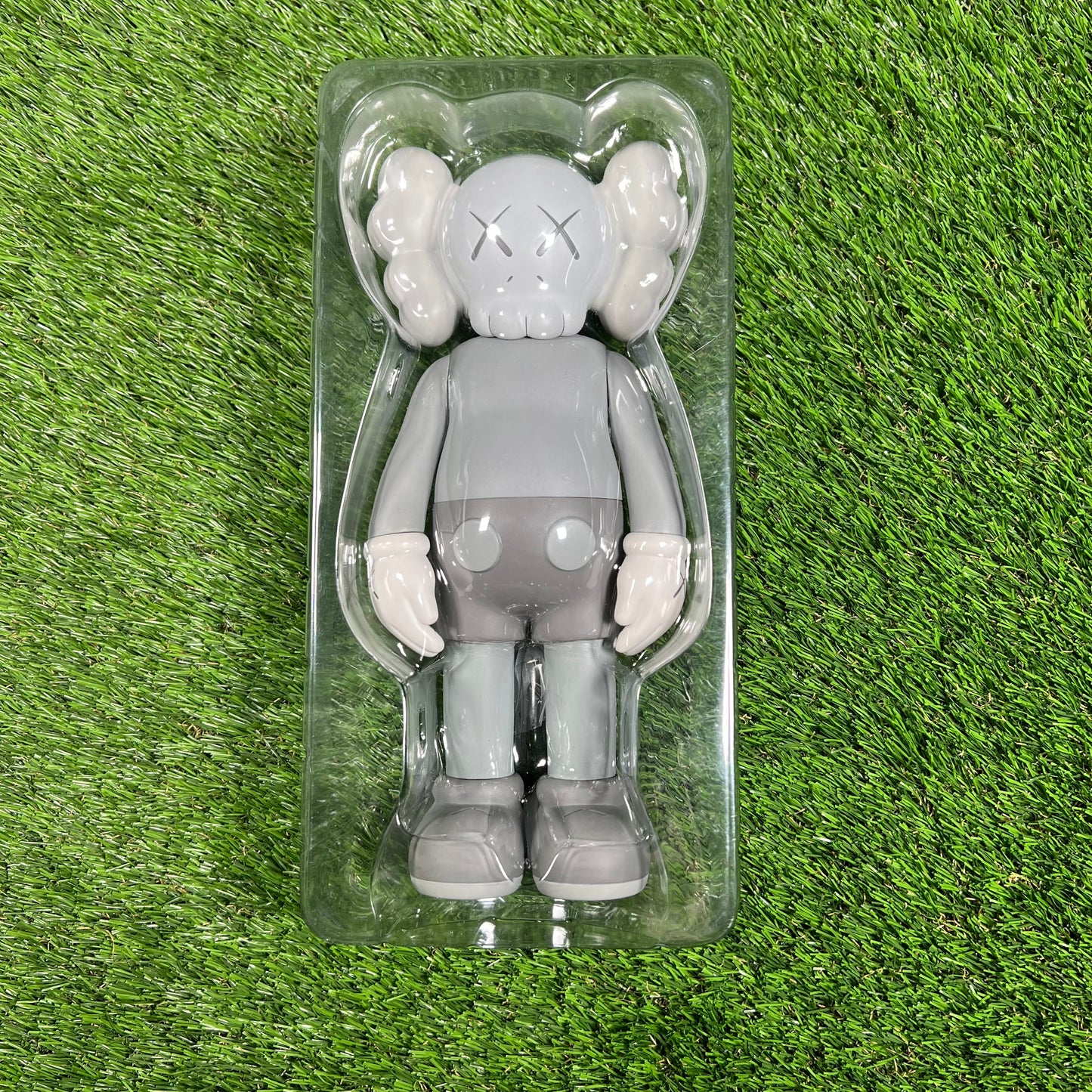 KAWS Companion Open Edition Vinyl Figure Grey USED x14322