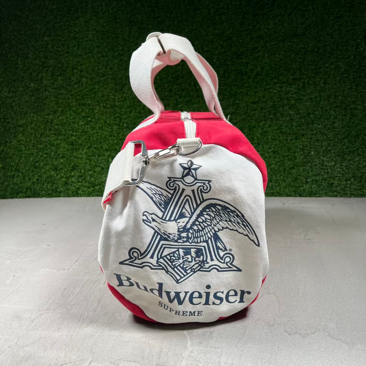 2009 Supreme Budweiser Red/White Duffle Bag USED x18294