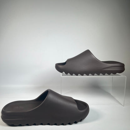 Yeezy Slide Soot (2020) Size Size 11 USED s22253