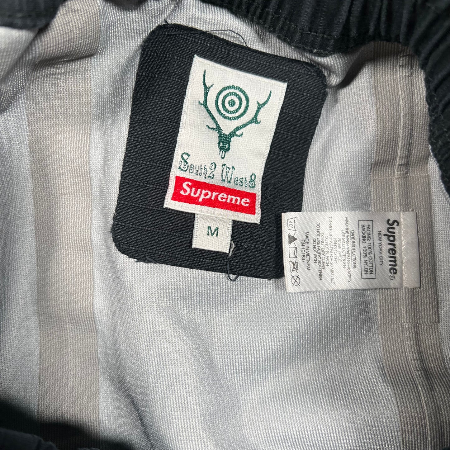 Supreme South2 West8 Black River Trek Pants (2021) Size Medium USED x15257